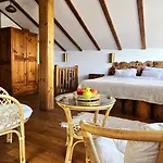 панорама Guest house Leshten