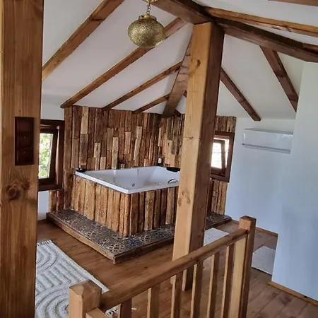 панорама Leshten